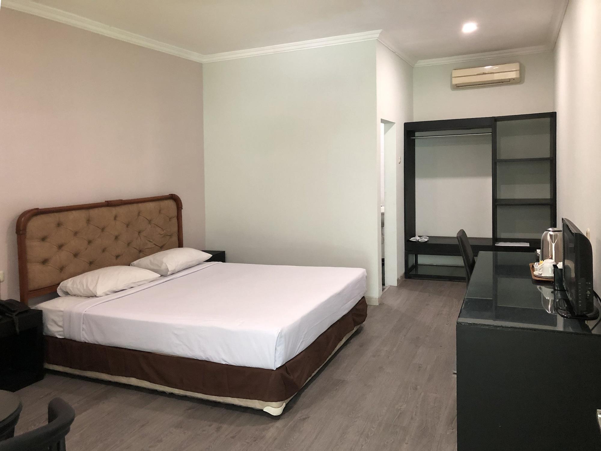 Hotel Sinar 3 Sedati Luaran gambar