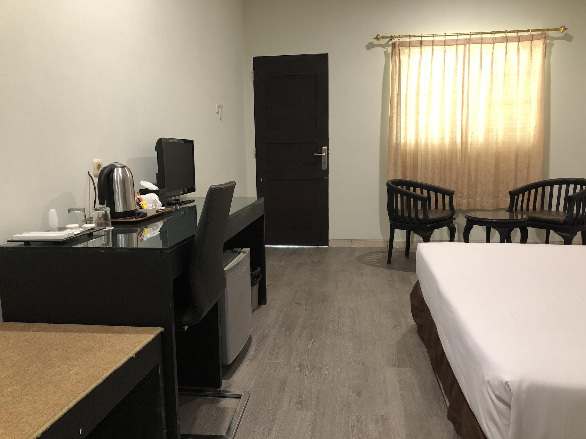 Hotel Sinar 3 Sedati Luaran gambar
