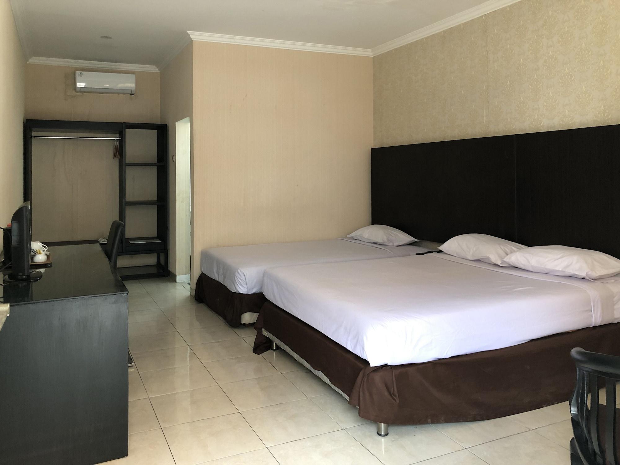 Hotel Sinar 3 Sedati Luaran gambar