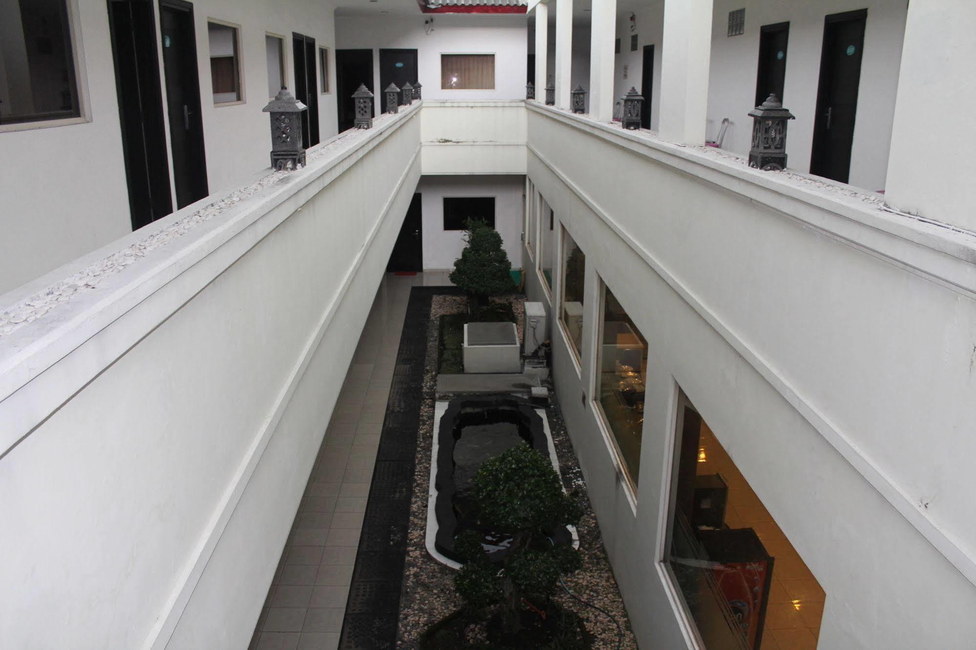 Hotel Sinar 3 Sedati Luaran gambar